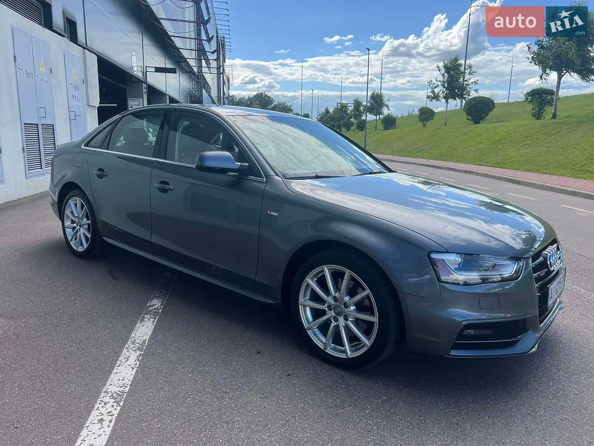 2013 Audi A4 - мініатюра 9