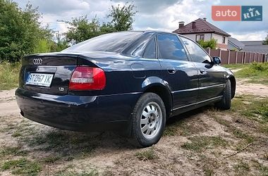 Седан Audi A4 2000 в Тарасовке
