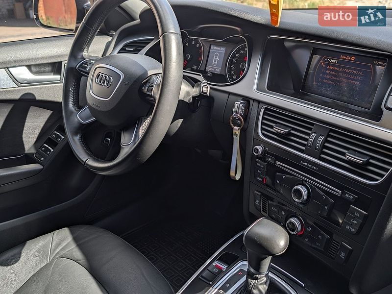 Седан Audi A4 2013 в Тернополі