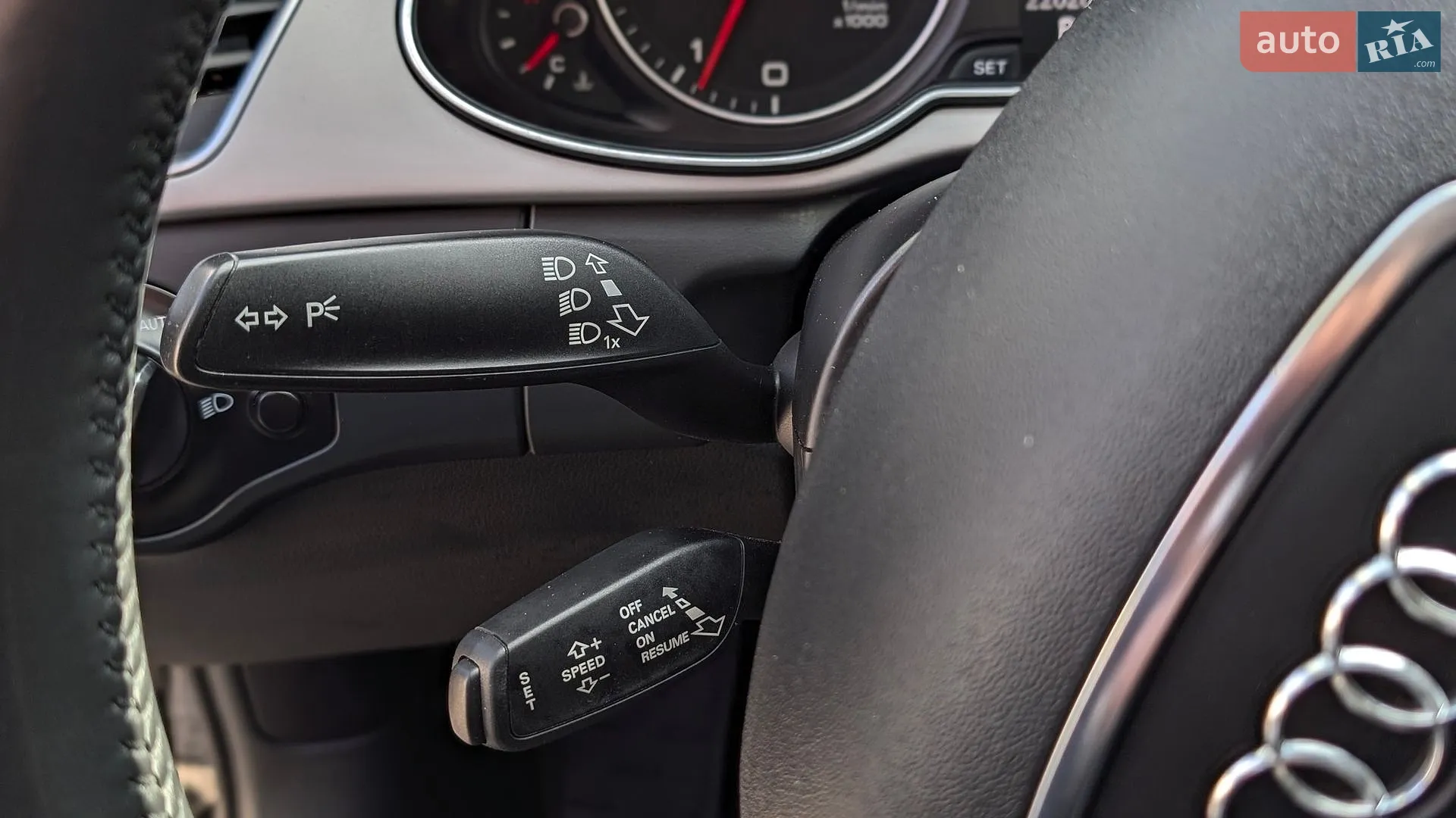 2013 Audi A4 - мініатюра 61