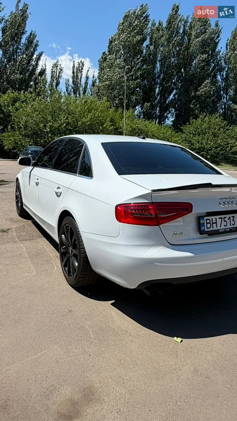 2012 Audi A4 - мініатюра 4