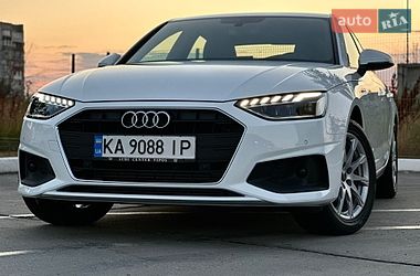 Седан Audi A4 2022 в Одессе