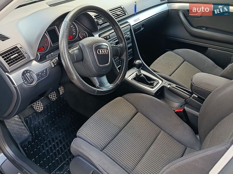 Седан Audi A4 2005 в Чемеровцах