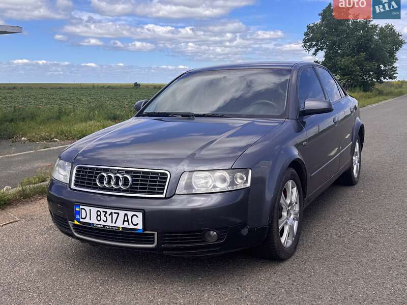 Седан Audi A4 2002 в Подільську