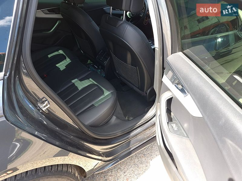 Седан Audi A4 2017 в Запоріжжі