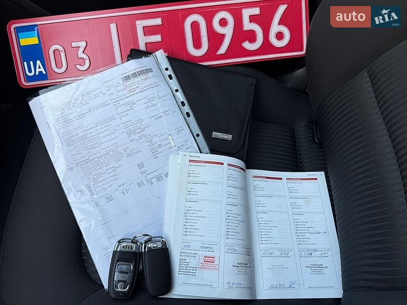 Седан Audi A4 2012 в Луцке