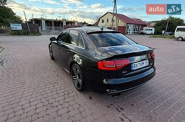 Седан Audi A4 2012 в Рівному