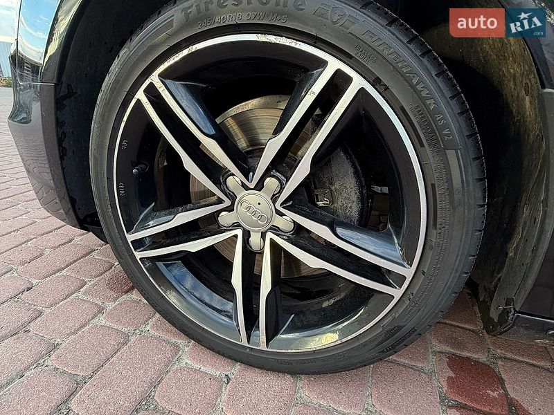 Седан Audi A4 2012 в Рівному