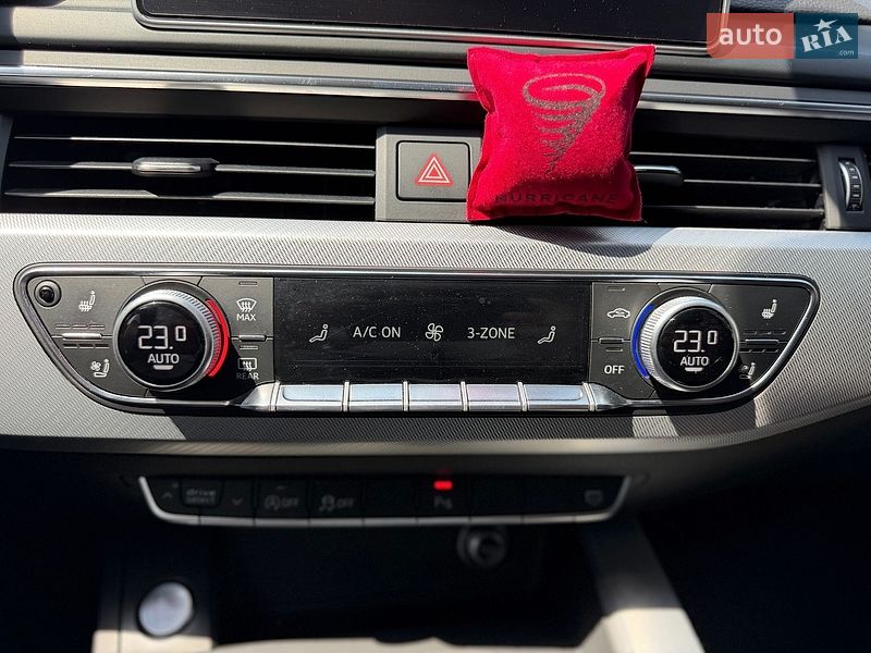 Седан Audi A4 2017 в Виннице