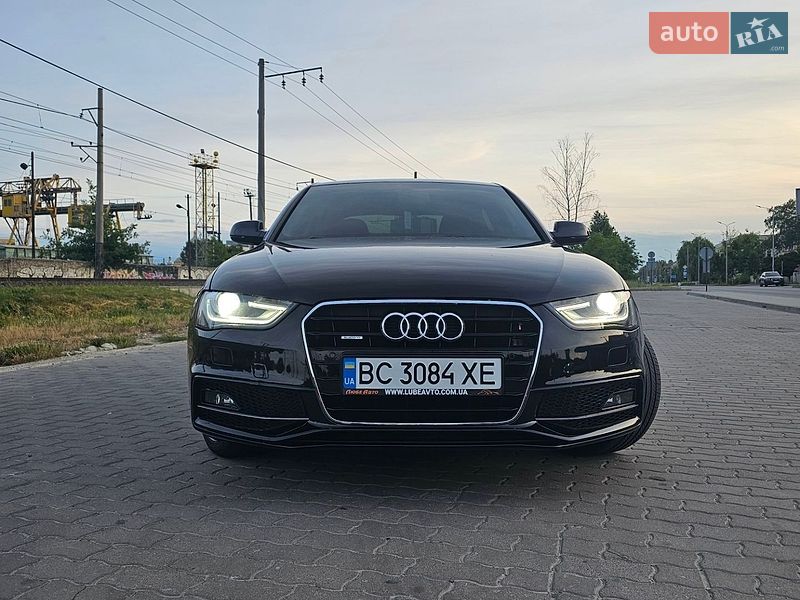 Седан Audi A4 2014 в Львове