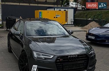 Седан Audi A4 2016 в Киеве фото Седан Audi A4 2016 в Киеве