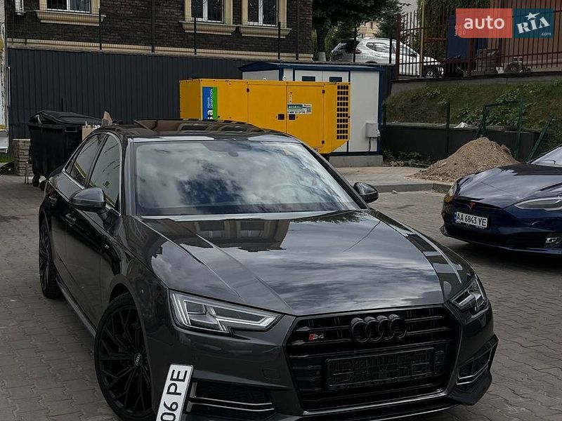Седан Audi A4 2016 в Киеве фото Седан Audi A4 2016 в Киеве