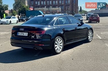 Седан Audi A4 2017 в Киеве