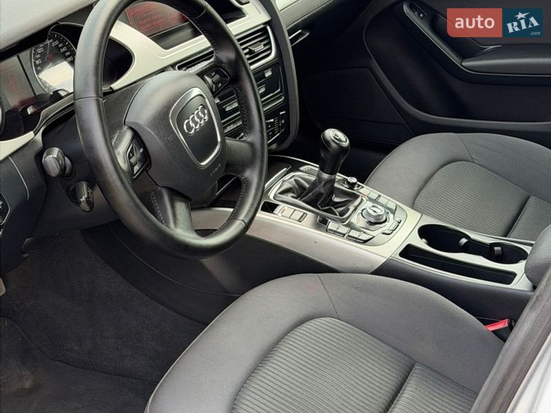 Универсал Audi A4 2009 в Луцке