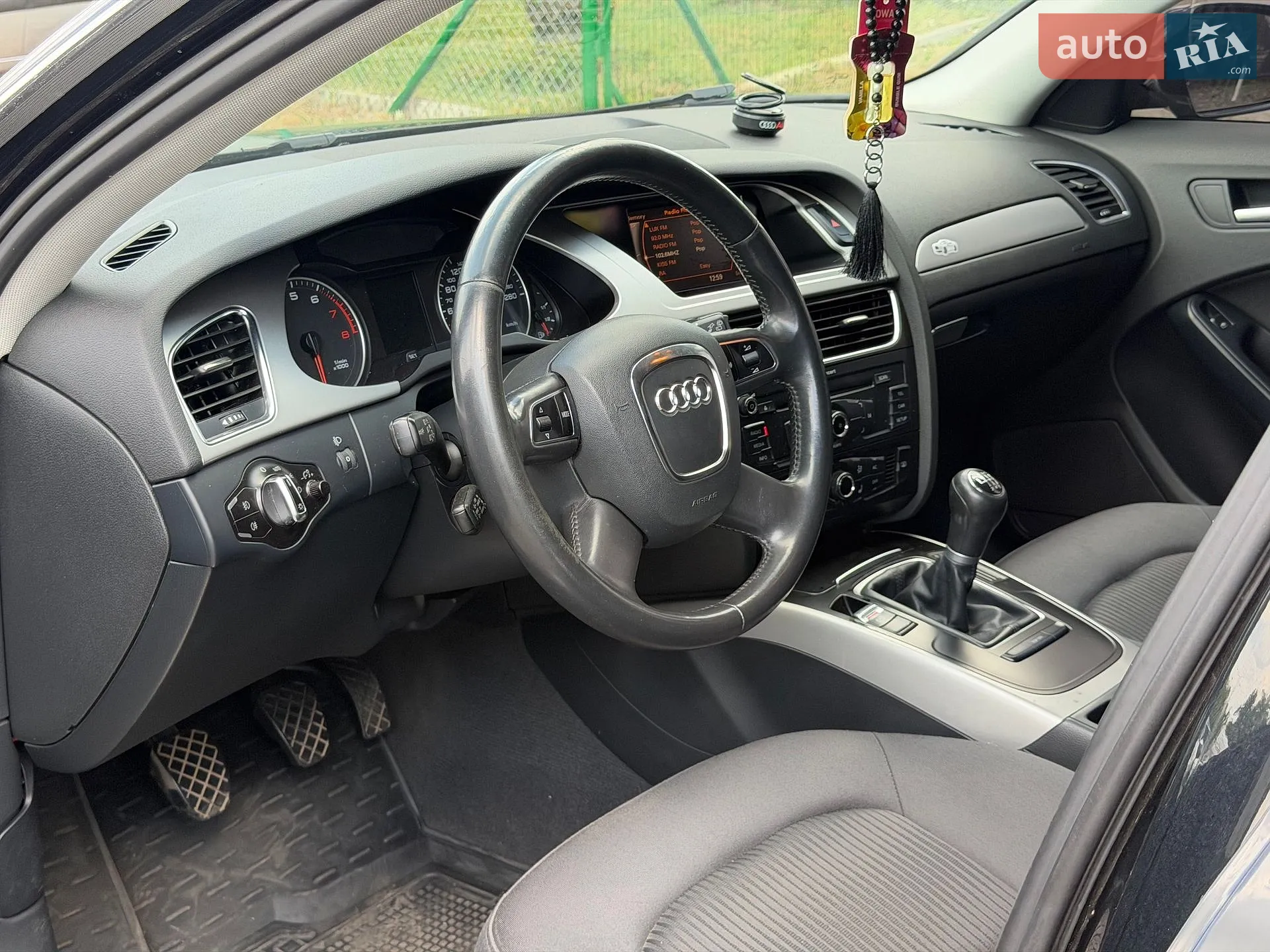 2010 Audi A4 - мініатюра 45