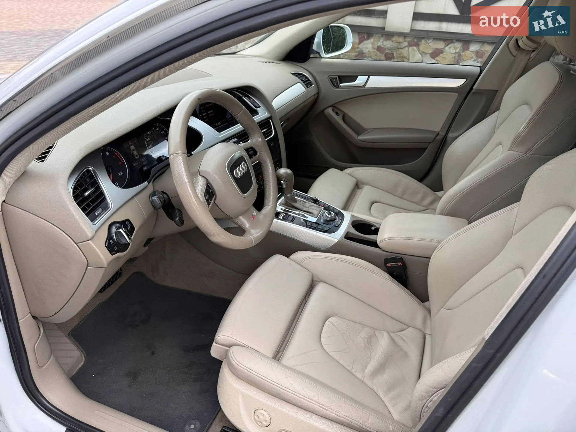 2012 Audi A4 - мініатюра 23