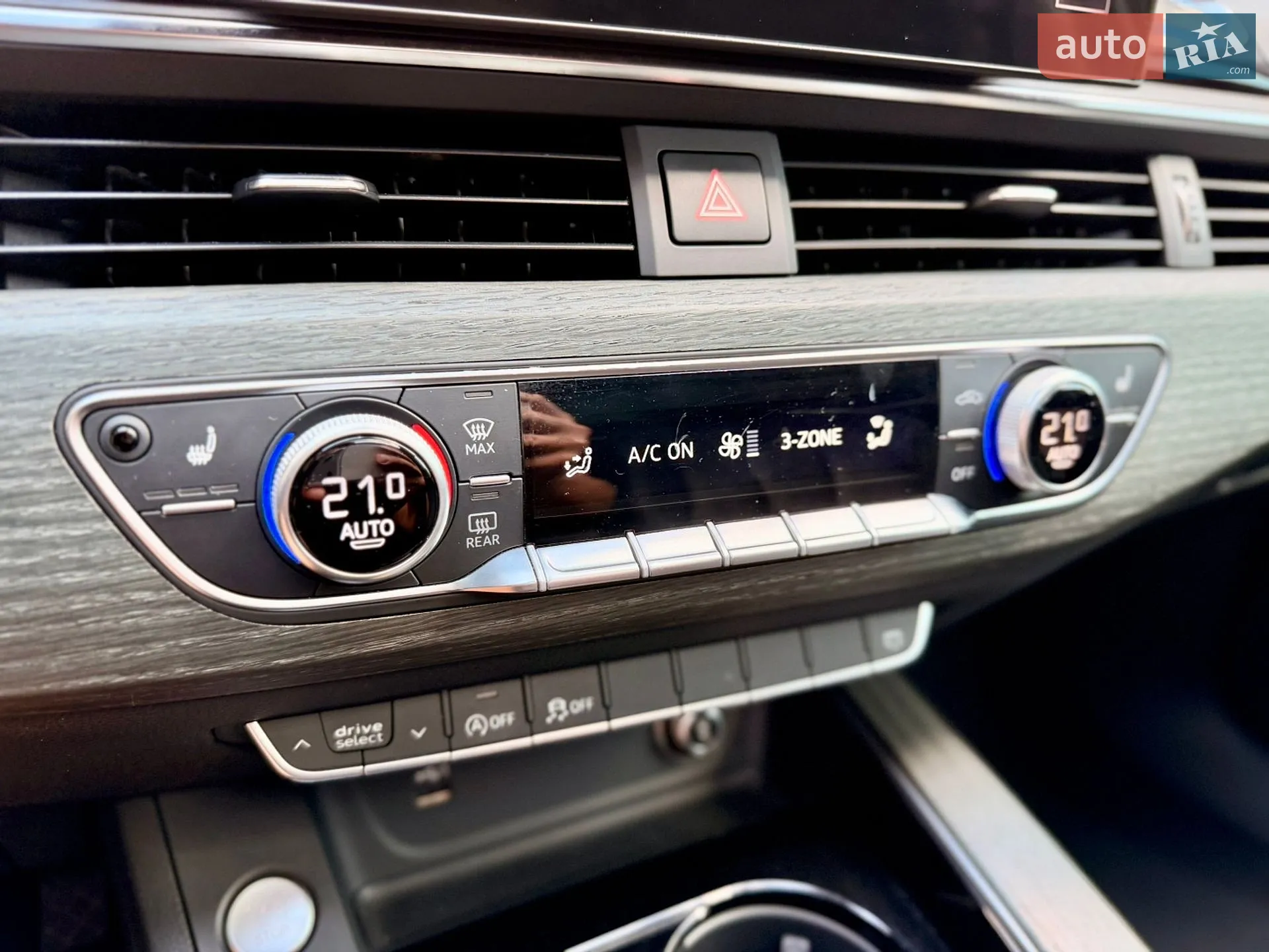 2020 Audi A4 - мініатюра 33