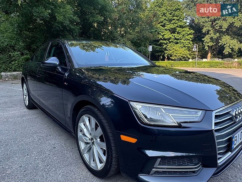 Седан Audi A4 2018 в Полтаві