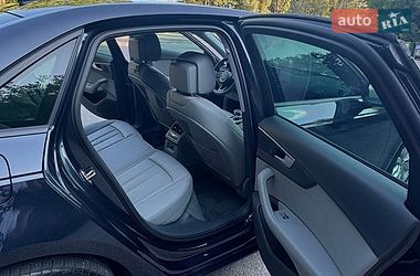 Седан Audi A4 2018 в Полтаві