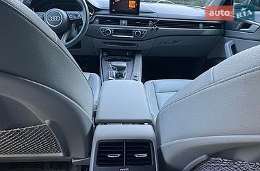 Седан Audi A4 2018 в Полтаві