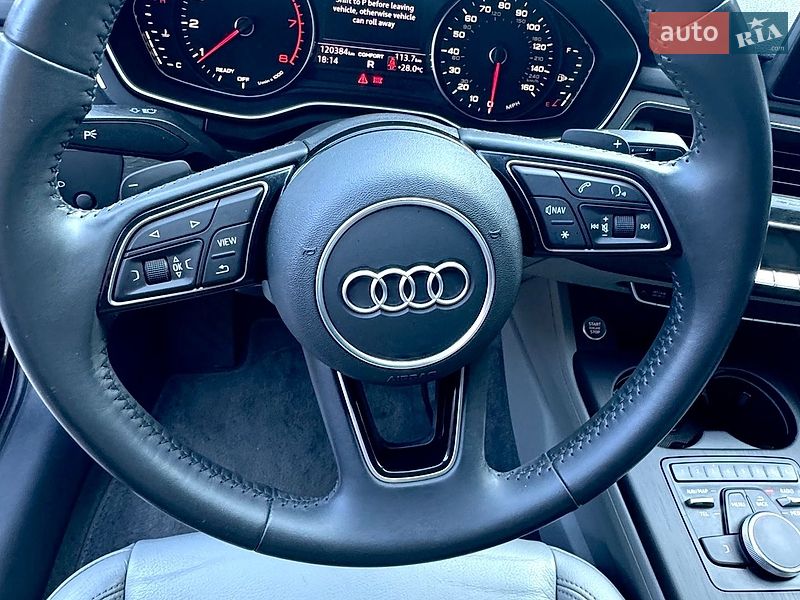 Седан Audi A4 2018 в Полтаві