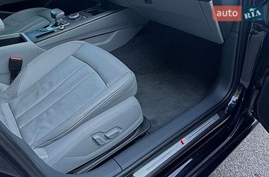 Седан Audi A4 2018 в Полтаві
