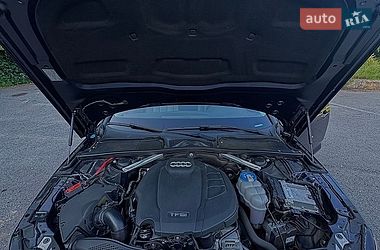 Седан Audi A4 2018 в Полтаві