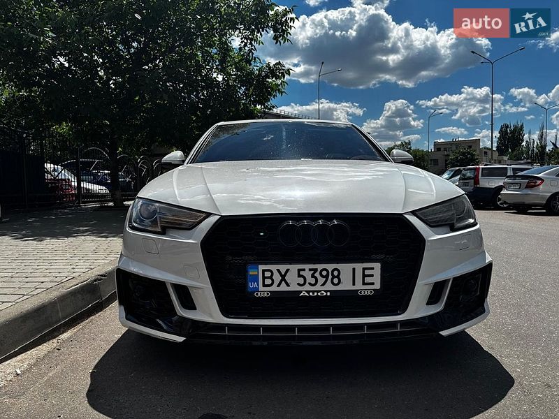 Седан Audi A4 2018 в Одесі