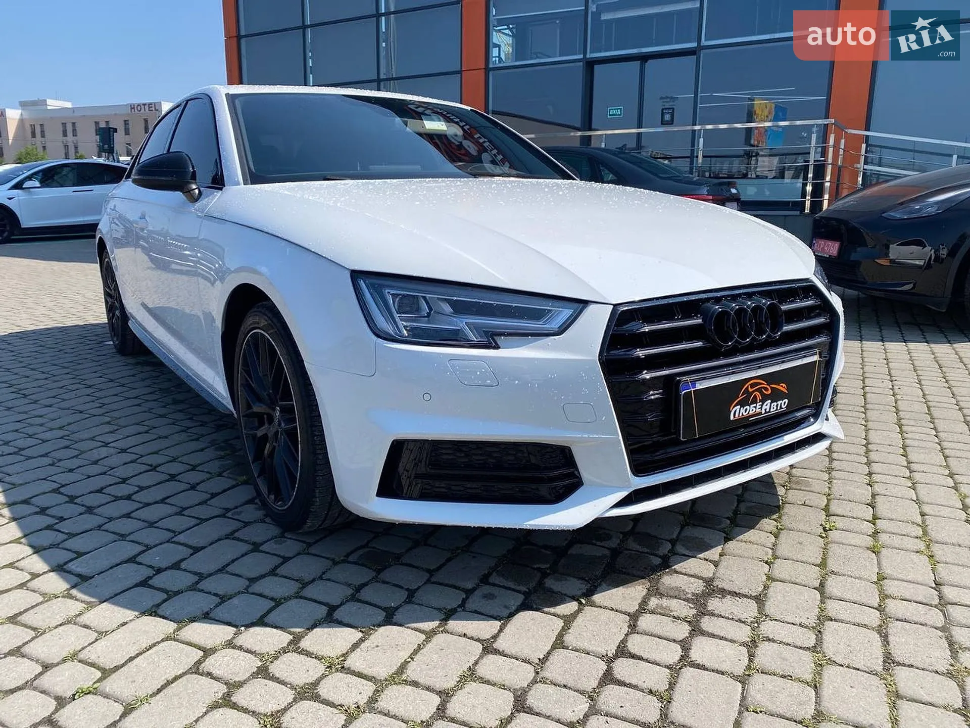 2017 Audi A4 - фото 1