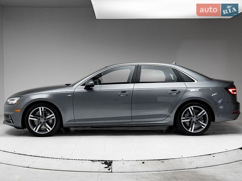 Седан Audi A4 2018 в Львове