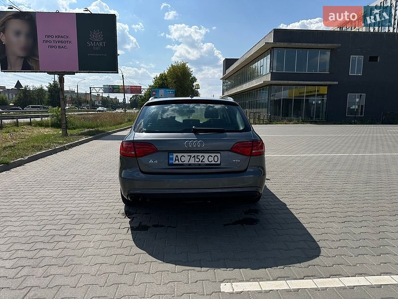 Универсал Audi A4 2012 в Луцке