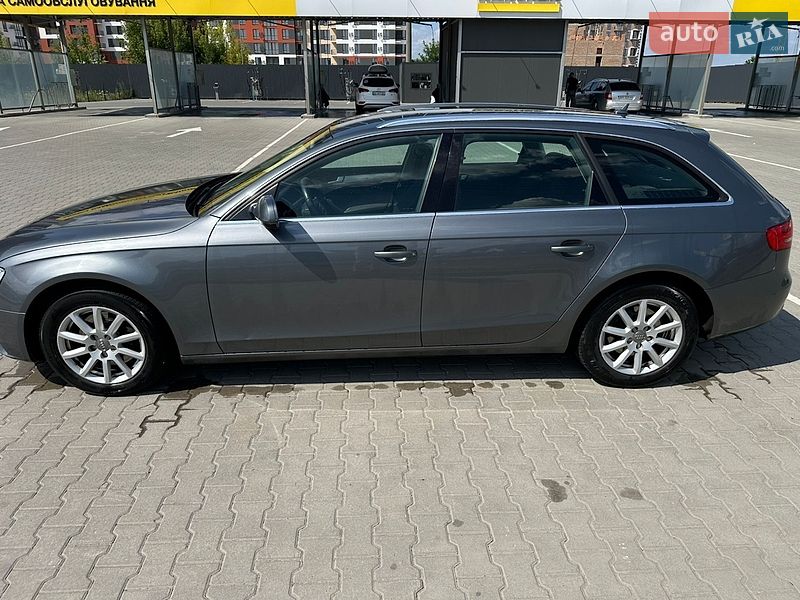 Универсал Audi A4 2012 в Луцке