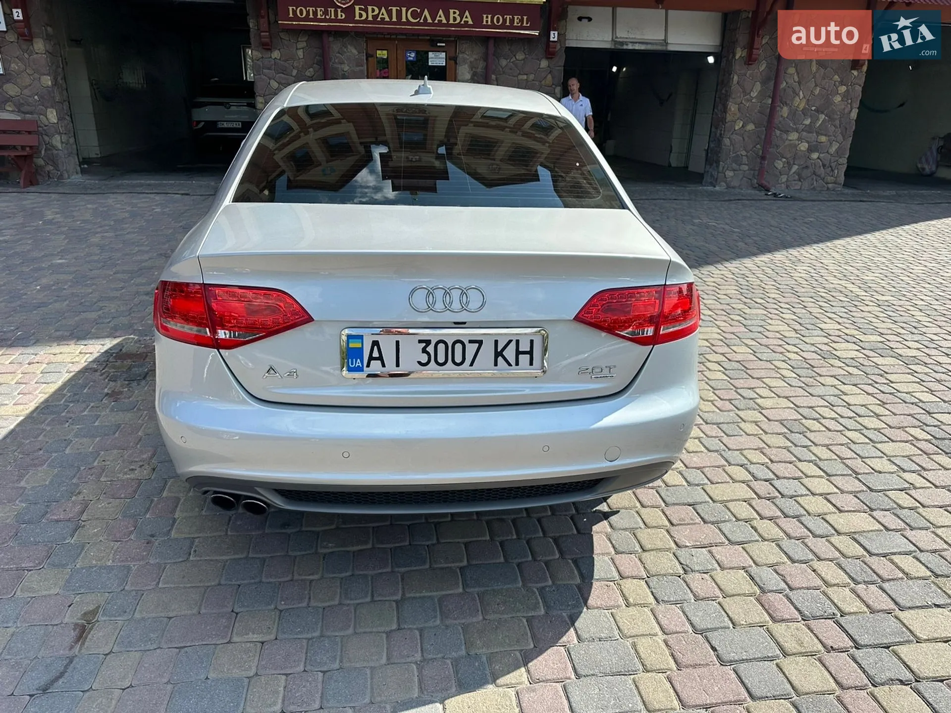 2011 Audi A4 - мініатюра 4