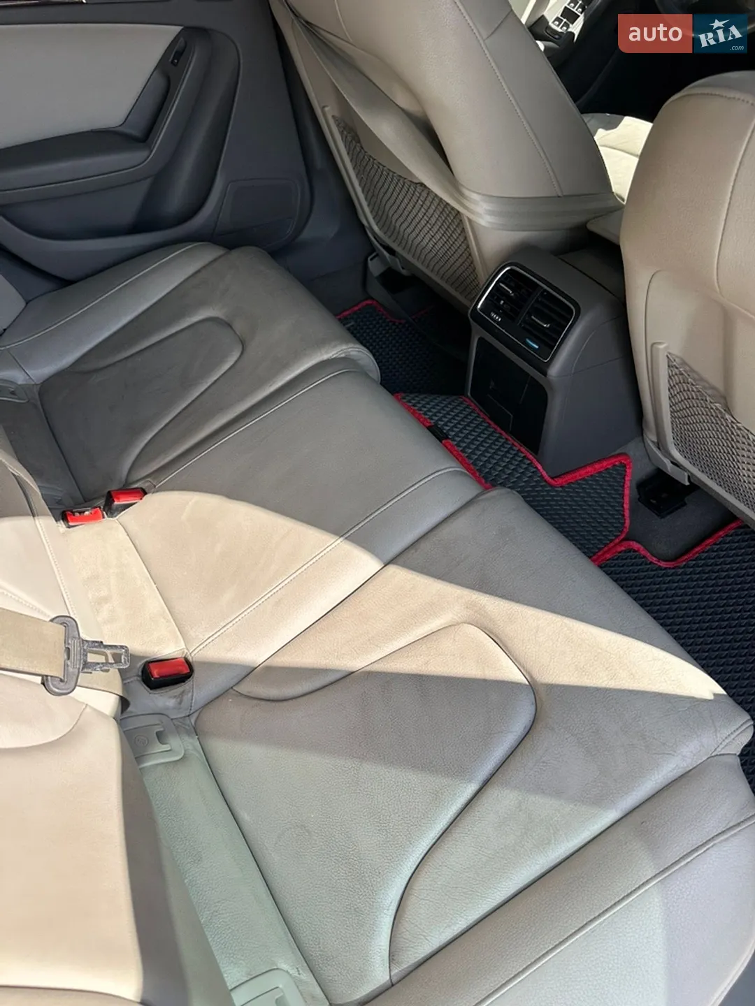 2011 Audi A4 - мініатюра 9