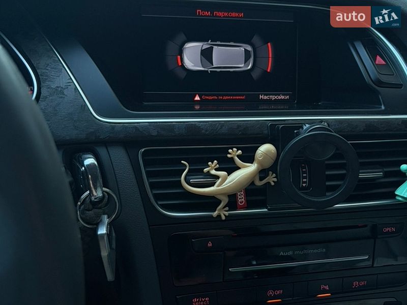 Универсал Audi A4 2015 в Хмельницком