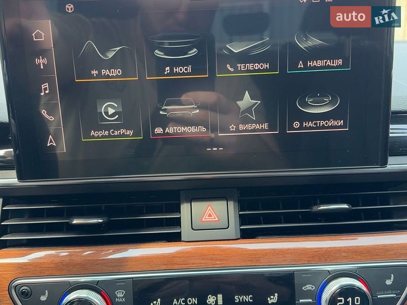Седан Audi A4 2020 в Тернополе
