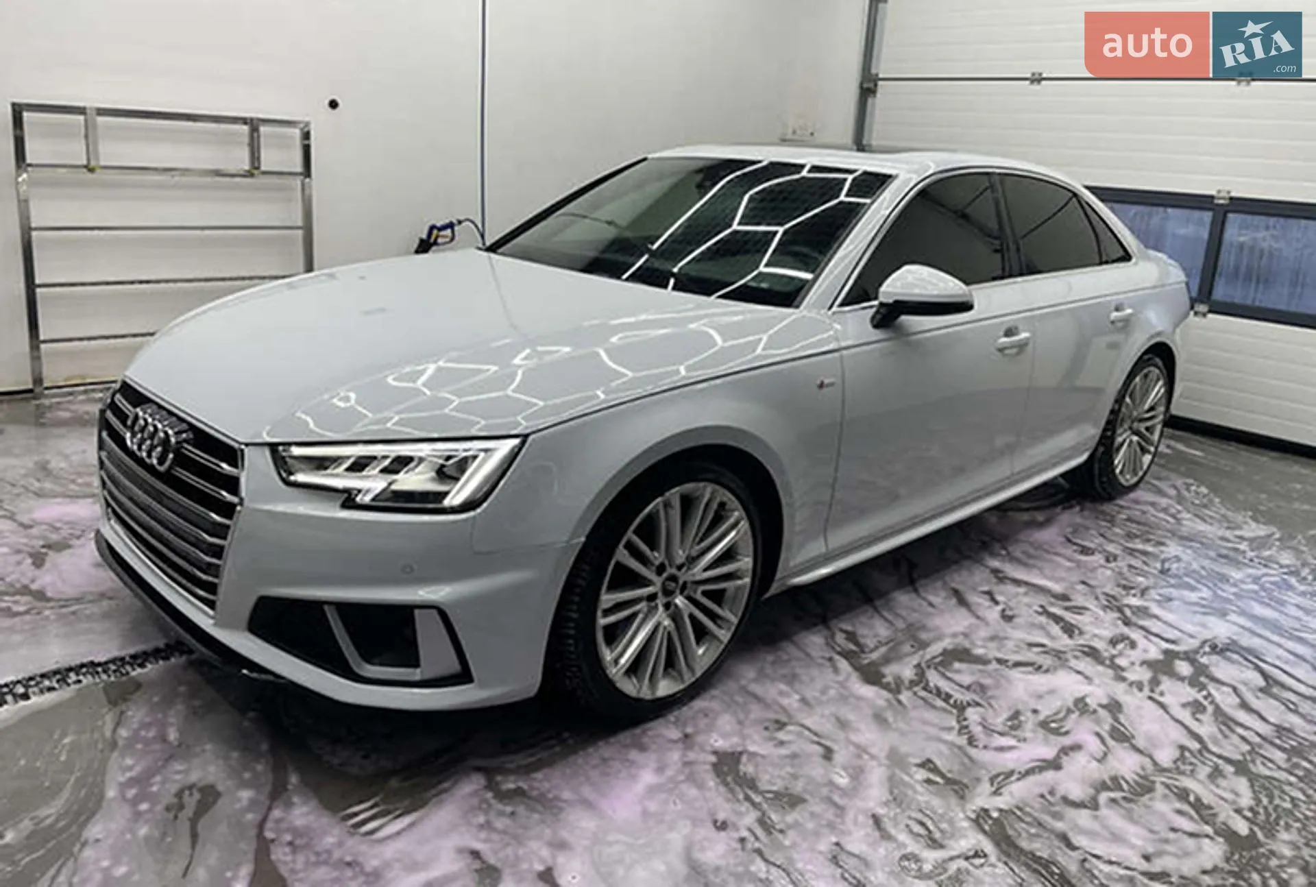 2019 Audi A4 - фото 1