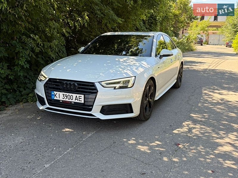 Audi A4 2015
