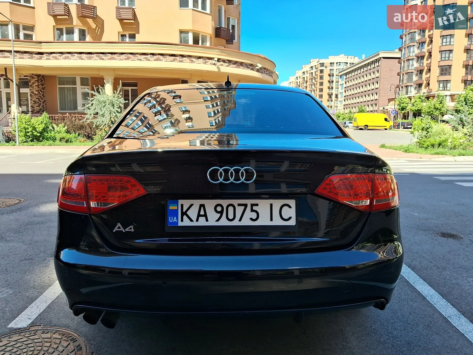 2010 Audi A4 - мініатюра 5