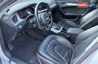 Седан Audi A4 2015 в Львове