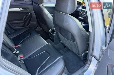 Седан Audi A4 2015 в Львове