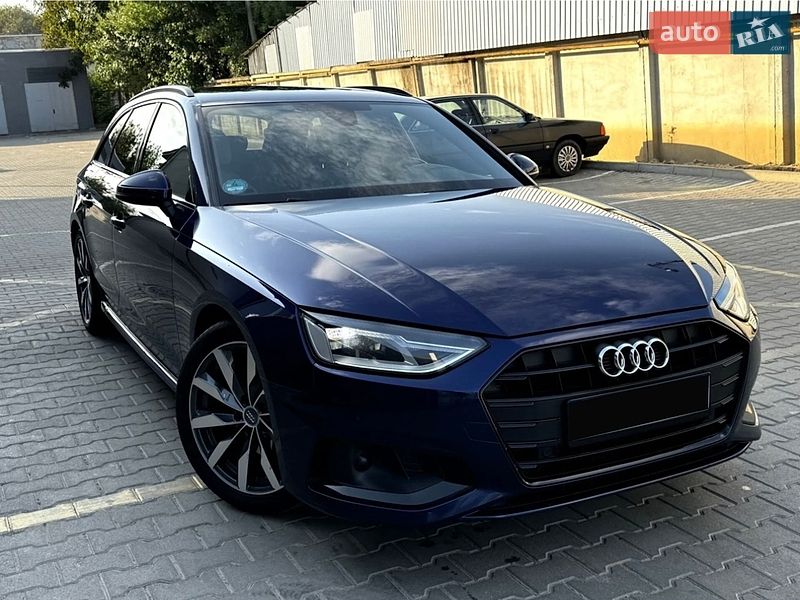 Универсал Audi A4 2020 в Киеве