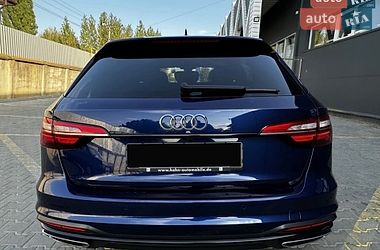 Универсал Audi A4 2020 в Киеве