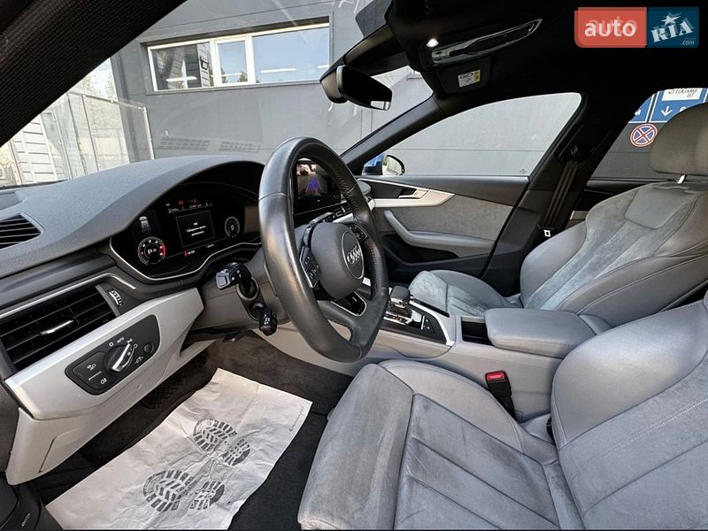 Универсал Audi A4 2020 в Киеве