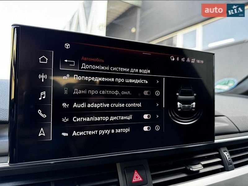 Универсал Audi A4 2020 в Киеве