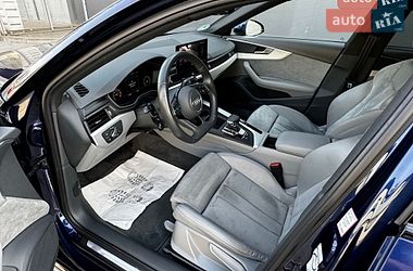 Универсал Audi A4 2020 в Киеве