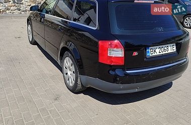 Универсал Audi A4 2001 в Ровно