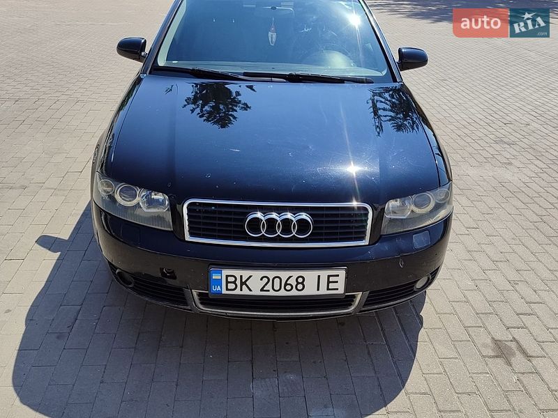 Универсал Audi A4 2001 в Ровно