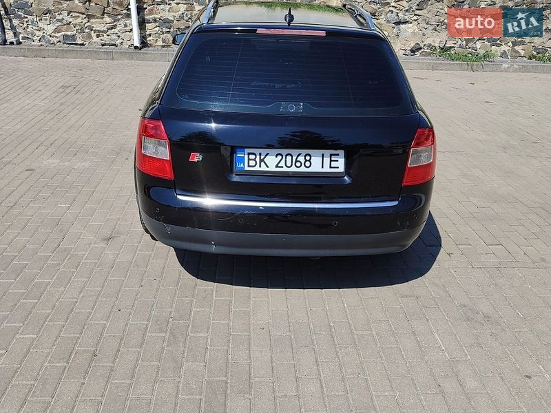 Универсал Audi A4 2001 в Ровно