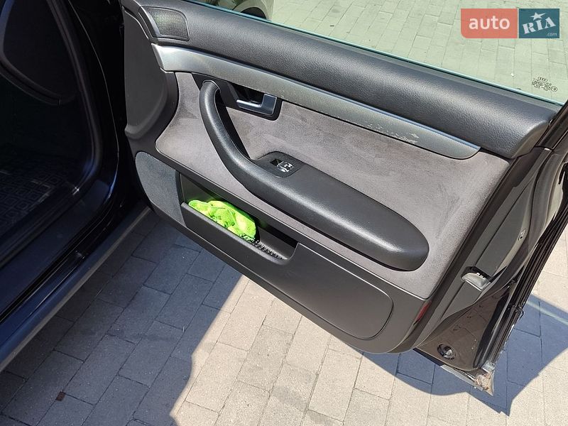 Универсал Audi A4 2001 в Ровно